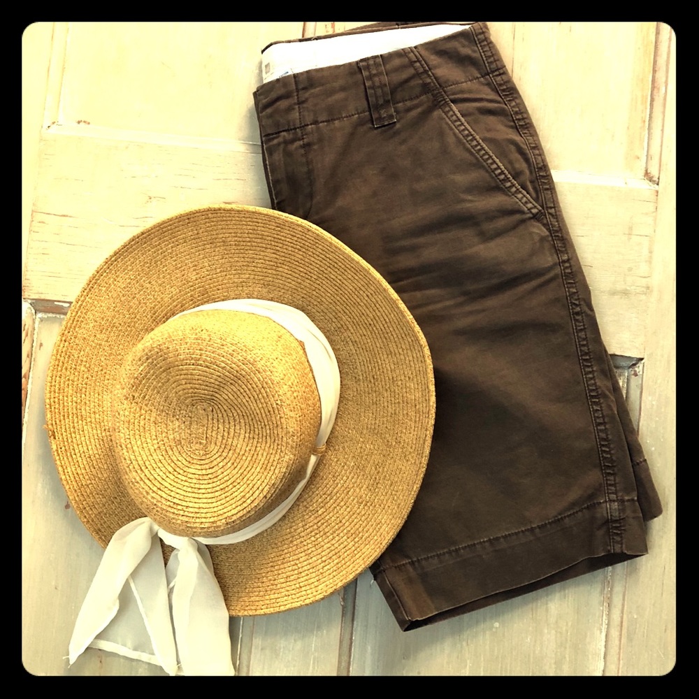 Gap Favorite Chino Bermuda Shorts